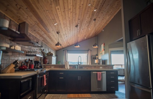 Mendocino Apartment | Ocean Front Luxury. Main Street Mendocino.