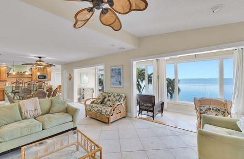 Summerland Key House | Ocean Front Modern Home