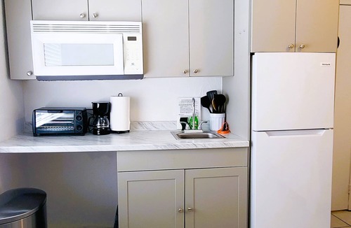 South of Fifth Apartment | OCEAN FRONT-OCEAN DRIVE BEACH PAD