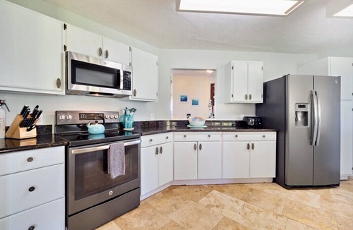 Keaau House | Ocean front~Pool, AC, Spacious! Wow the views 🐋 🐢 ☀️