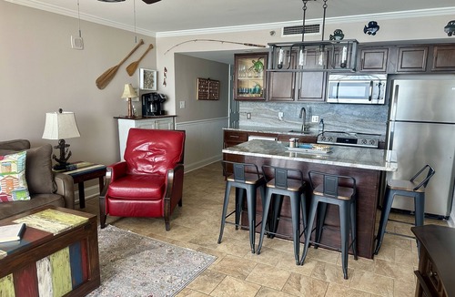 Myrtle Beach Condo | OCEAN FRONT SUNRISES. Summer escape for 2. King bed, spa shower, free parking