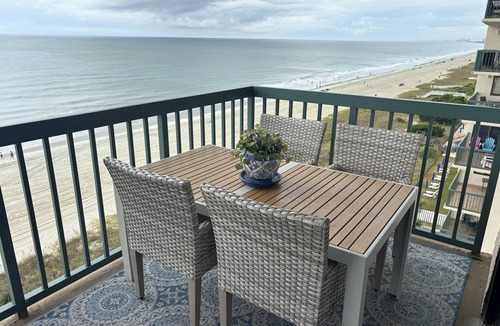 Ocean Drive Condo | OCEAN FRONT - REMODELED - CONTEMPORARY COASTAL CONDO