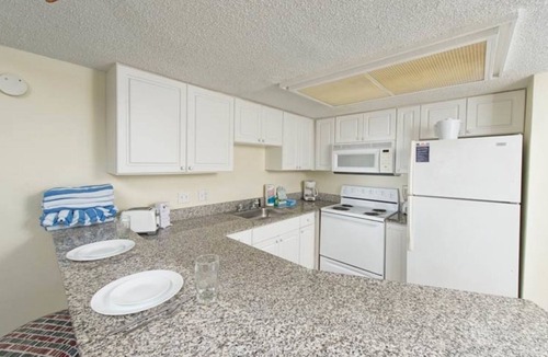 Ocean Drive Resort | Ocean Front Two Bedroom, N. Myrtle Beach 4013671