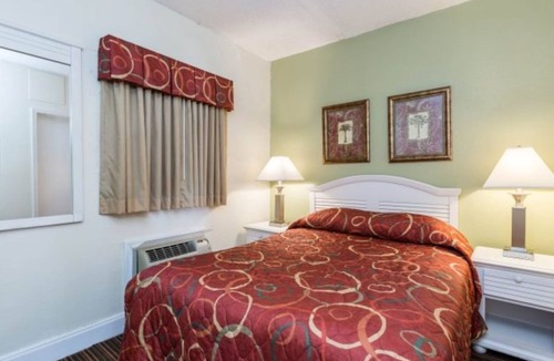 Ocean Drive Resort | Ocean Front Two Bedroom, N. Myrtle Beach 4013671