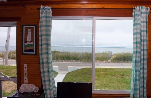 Mara Vista House | Ocean front with private beach in Falmouth, large lawn