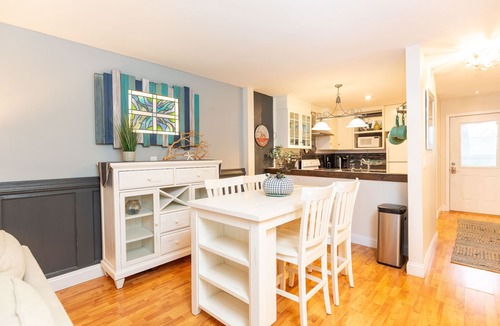 Rehoboth Beach Condo | Ocean Glass Inn Condominiums
