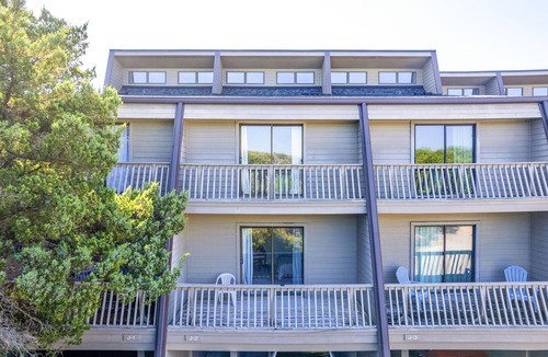 Pine Knoll Shores House | Ocean Grove J2 4 Bedroom Condo by RedAwning