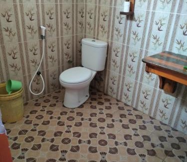 Bira Bed & Breakfast | Ocean holiday