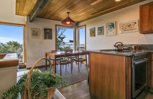 Tolovana Park House | Ocean House - Oceanfront!
