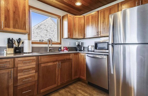 Tolovana Park House | Ocean House - Oceanfront!