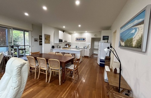 Broulee House | Ocean & Island View Beach House