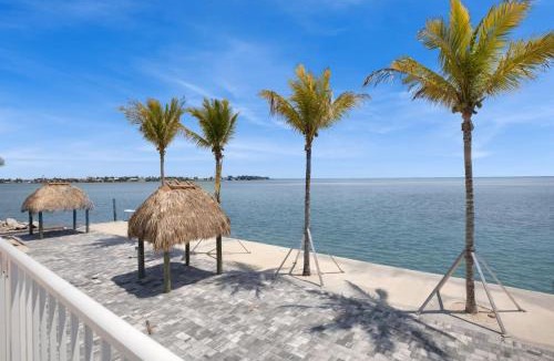 Marathon Apartment | Ocean Isles Seaside Oasis