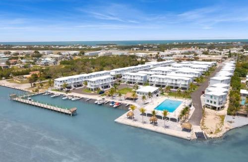 Marathon Apartment | Ocean Isles Seaside Oasis