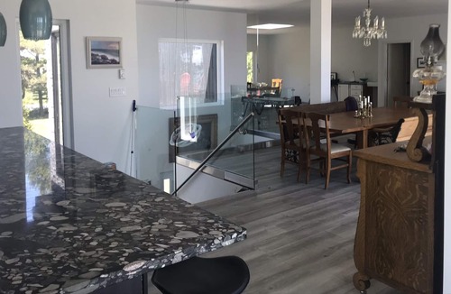 Carrying Place House | Ocean like views of Lake Ontario