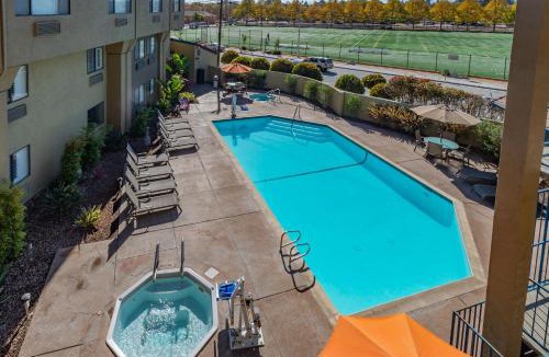 Westside Santa Cruz Hotel | Ocean Pacific Lodge