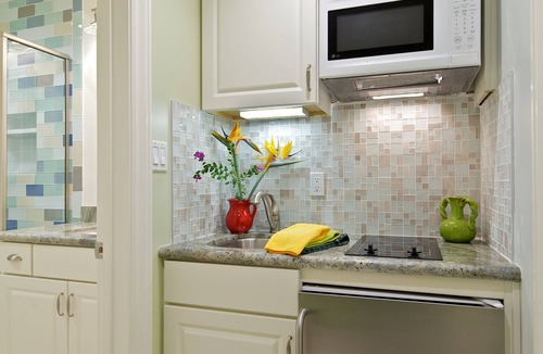Carlsbad Village Hotel | Ocean Palms Beach Resort
