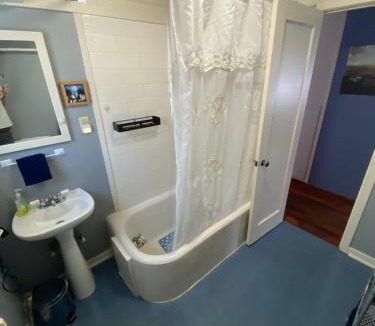 Ocean Park House | Ocean Park Beach Cottage