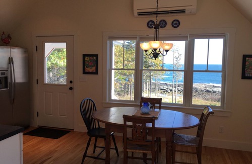 East Boothbay Apartment | Ocean Point OCEANFRONT with private BEACH air-conditioned