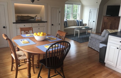 East Boothbay Apartment | Ocean Point OCEANFRONT with private BEACH air-conditioned