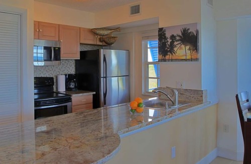 Tavernier Apartment | Ocean Pointe Resort by Interhome