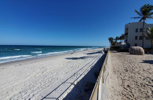 Hillsboro Beach House | Ocean Side Resort - updated Villa