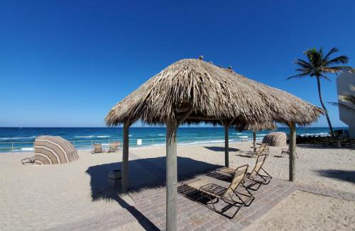 Hillsboro Beach House | Ocean Side Resort - updated Villa