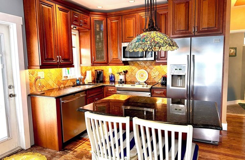 Hollywood Villa | Ocean Side Villa - Great View on The Beach, Ocean And Park