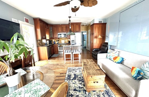 Hollywood Villa | Ocean Side Villa - Great View on The Beach, Ocean And Park
