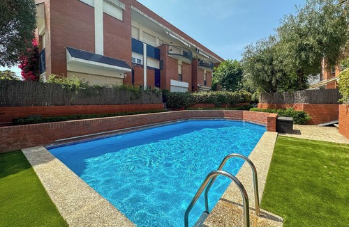 Passeig Maritim Villa | Ocean Spirit House by Hello Homes Sitges