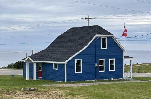 St. Joseph-Du-Moine House | Ocean Spray Vacation Home - spectacular sunset views