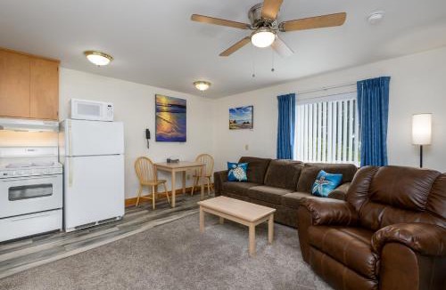 Harbor Hotel | Ocean Suites Motel