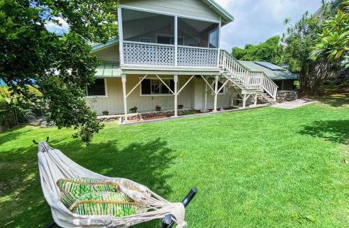 Kahaluu-Keauhou Apartment | Ocean & Sunset View Studio