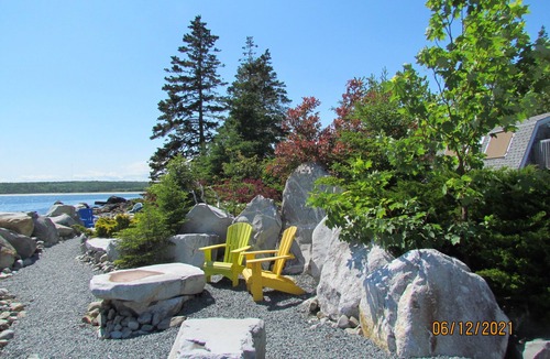 Summerville Centre Cottage | Ocean Surf Cottage at Summerville Beach