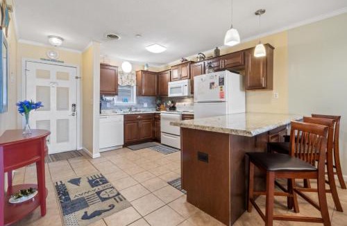 Cherry Grove Beach Apartment | Ocean Terrace C3 Condo