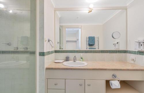 Tweed Heads Apartment | Ocean Tower Unit 1308 - Twin Towns