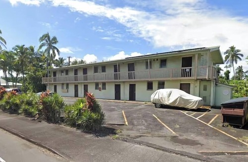 Keaukaha Condo | Ocean View 1BR Balcony Near Beaches and Downtown