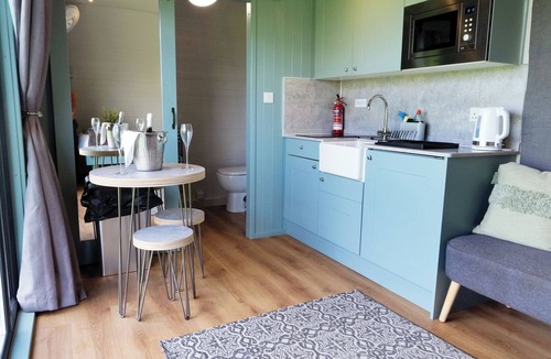 Skewen Cabin | Ocean View 5 - 1 Bed Pod - Llanrhidian