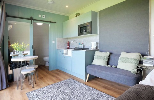 Skewen Cabin | Ocean View 5 - 1 Bed Pod - Llanrhidian