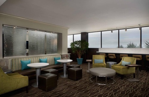 Newport Hotel | Ocean View Accommodation, Pet-friendly | Access to North Coast Highway 101