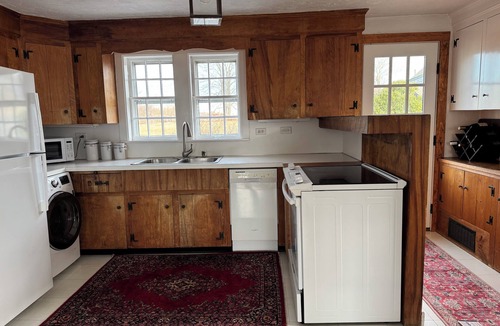 Greenbush Cottage | Ocean view antique cape