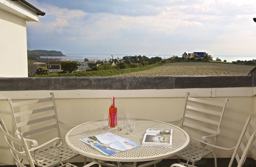 Thurlestone Apartment | Ocean View Apartment