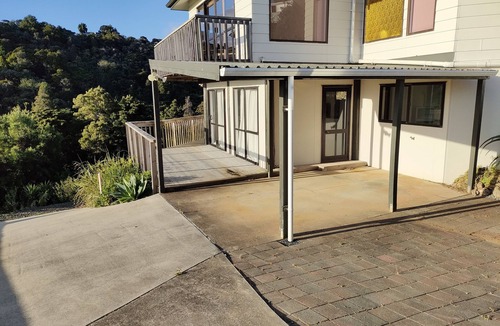 Tutukaka Apartment | Ocean View At Whangaumu Bay.npeaceful Bush and bay Views, Privately Positioned
