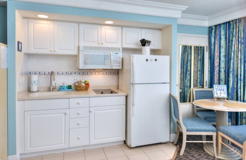 Ortona Park Condo | Ocean View Balcony Studio | Sleeps 4 | 12th Floor