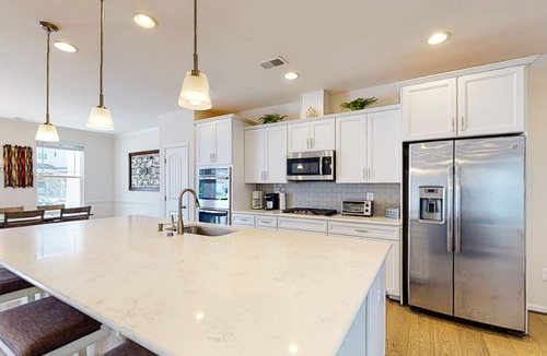 Frankford House | Ocean View Beach Club townhouse with grill, pool, gym, & tennis