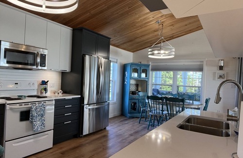 Souris Cottage | Ocean View Beach House