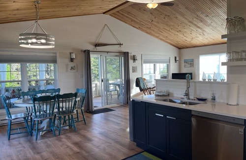 Souris Cottage | Ocean View Beach House