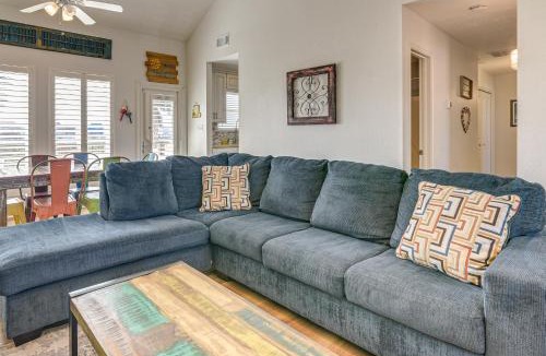 Isla Del Sol House | Ocean-View Beach House in Galveston, Dogs Welcome!
