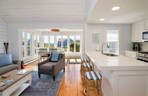 Mashpee Cottage | Ocean view beachfront in Maushop Village