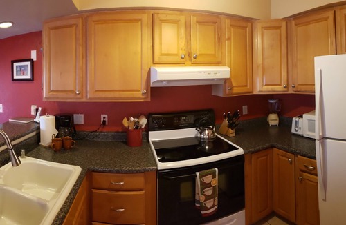 Kailua-Kona Condo | Ocean View Casa De Emdeko