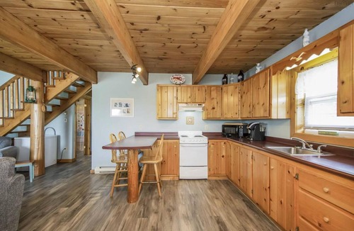 Lockeport Ski Chalet | Ocean-View Chalet · King + 2 Queens · Pet-Friendly